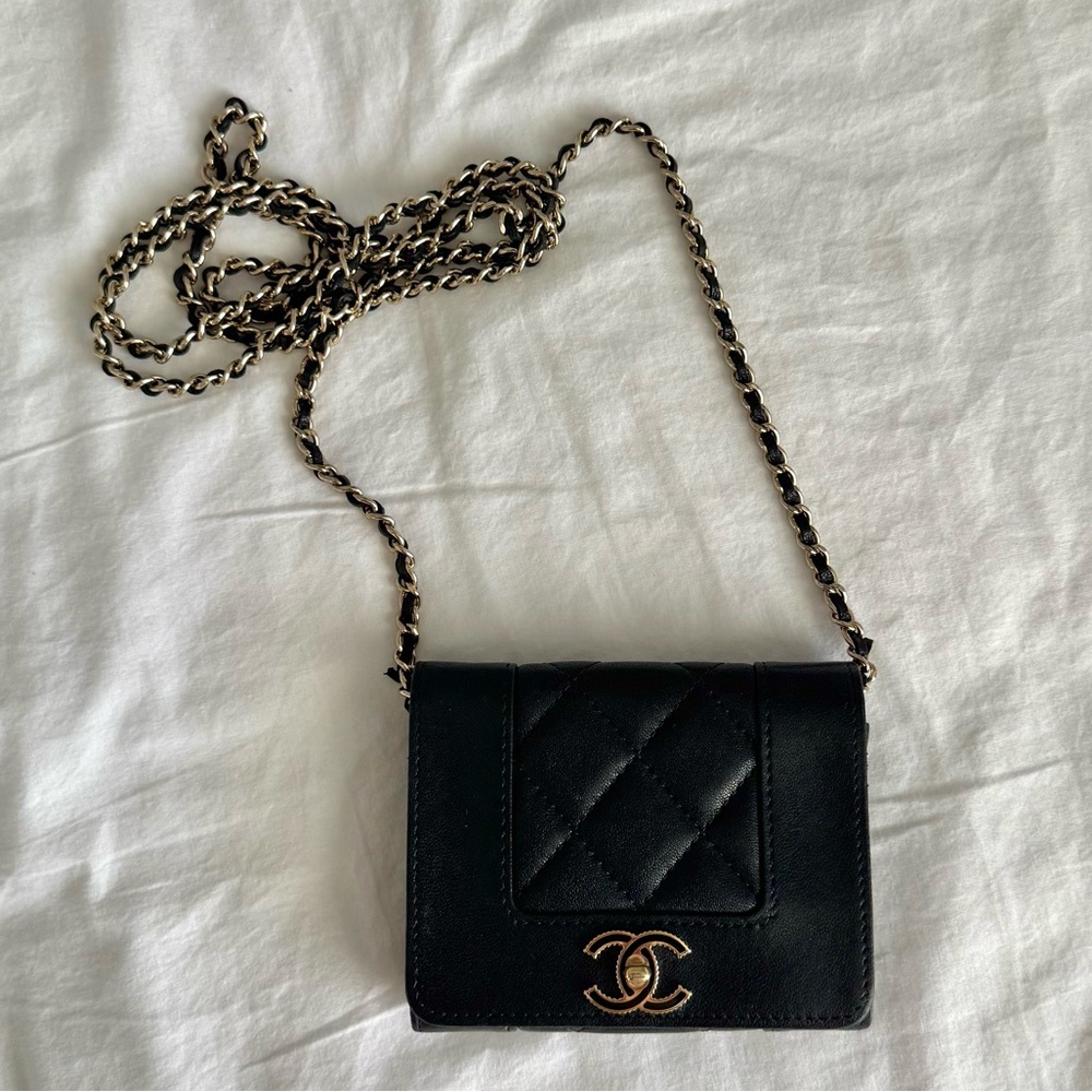 CHANEL Flap Card Holder on Chain with Charms Quilted Caviar Mini